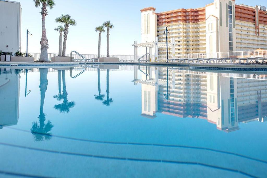 Living Right At Laketown Wharf #1016 By Nautical Properties Panama City Beach Exterior foto